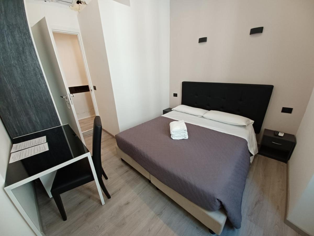 Hotel Mimosa Pantheon โรม ภายนอก รูปภาพ